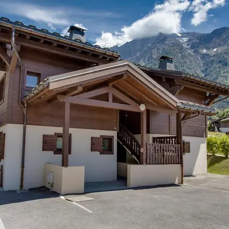 Appartamento Amethyste - 2 Bedrooms & Free Parking - By Cozee *